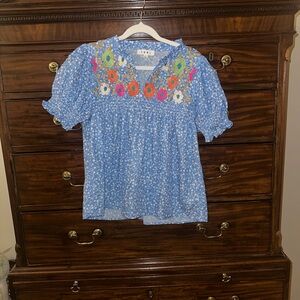 THML Blue Floral Embroidered Top - size small
